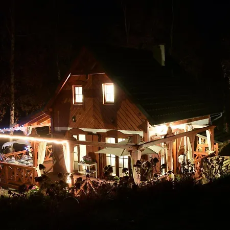 W Karkonoszach Domek alpejski