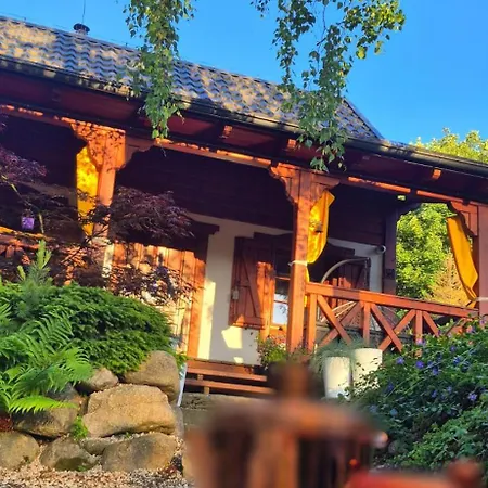 W Karkonoszach Jurta Karkonoska Z Sauna Jacuzzi I Balia Ogrodowa Alpesi faház *