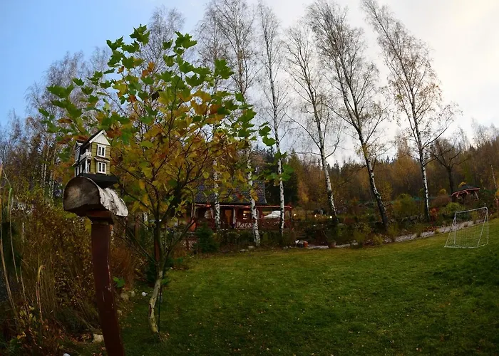 W Karkonoszach Domek alpejski